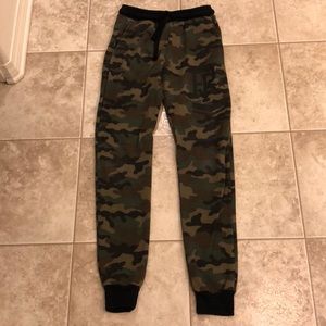 ROKFIT Joggers.  NWOT.  Size Small.